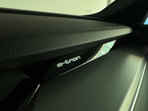 Audi e-tron E-tron 55 quattro 95 kWh Pano|Memory|360|Nachtzicht