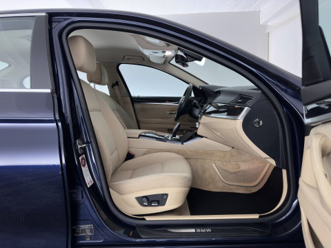 BMW 5 Serie 528i Executive Aut.* HEATED-COMFORTSEATS | NAVI | ECC | PDC | CRUISE | 18''ALU*