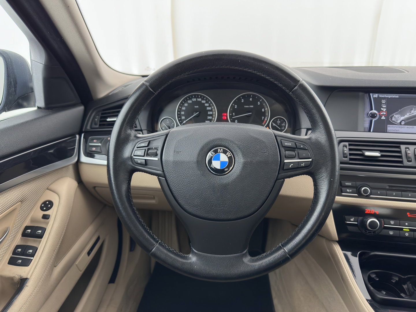 BMW 5 Serie 528i Executive Aut.* HEATED-COMFORTSEATS | NAVI | ECC | PDC | CRUISE | 18''ALU*
