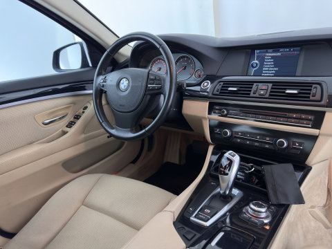 BMW 5 Serie 528i Executive Aut.* HEATED-COMFORTSEATS | NAVI | ECC | PDC | CRUISE | 18''ALU*