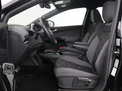 Volkswagen ID.4 Pro 77 kWh | SOH 95,4% | Adaptive cruise | Lane assist | Stuur/stoelverwarming | Climate control | Sfeerverlichting | Carplay | Park assist | 20" velgen