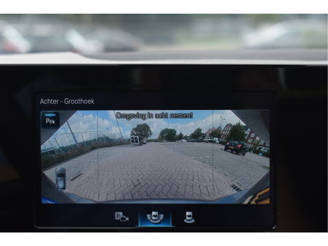Mercedes-Benz A-Klasse 200 4MATIC 164 pk Premium | Open dak | Camera | Carplay | DAB | Vrtual cockpit | Stoelverwarming | Full LED