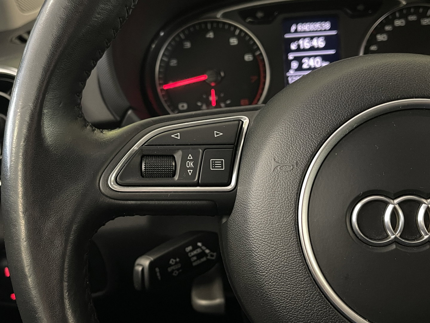 Audi A1 Sportback 1.0 TFSI Adrenalin | Bluetooth | Airconditioning | Cruise Control | Navigatie |