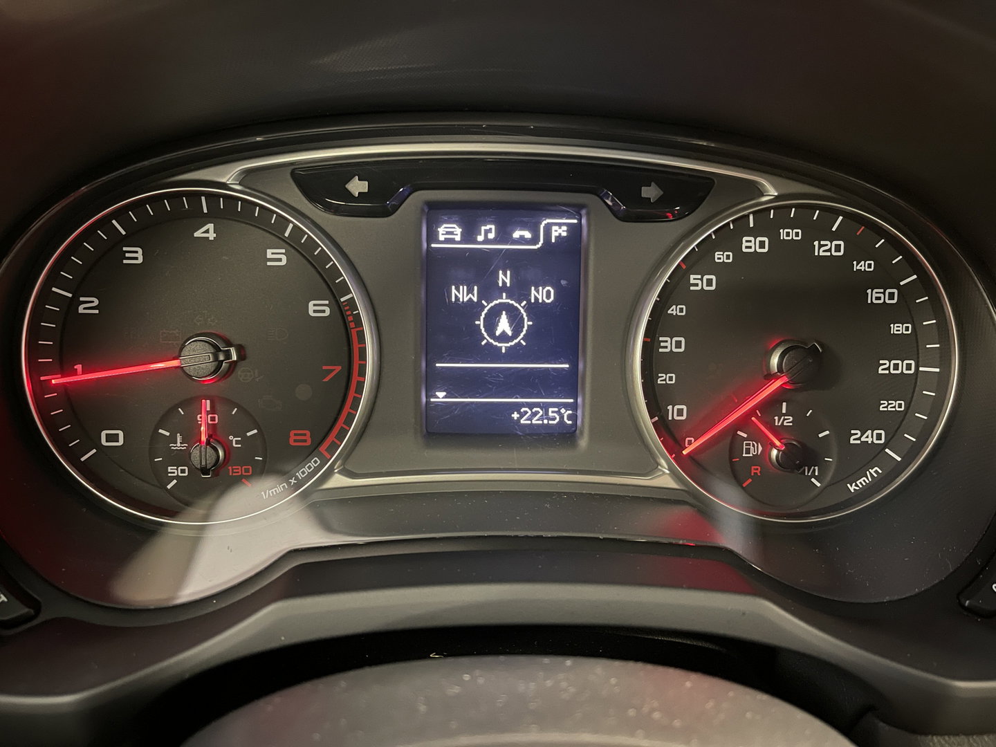 Audi A1 Sportback 1.0 TFSI Adrenalin | Bluetooth | Airconditioning | Cruise Control | Navigatie |