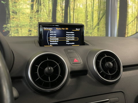 Audi A1 Sportback 1.0 TFSI Adrenalin | Bluetooth | Airconditioning | Cruise Control | Navigatie |