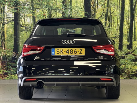 Audi A1 Sportback 1.0 TFSI Adrenalin | Bluetooth | Airconditioning | Cruise Control | Navigatie |