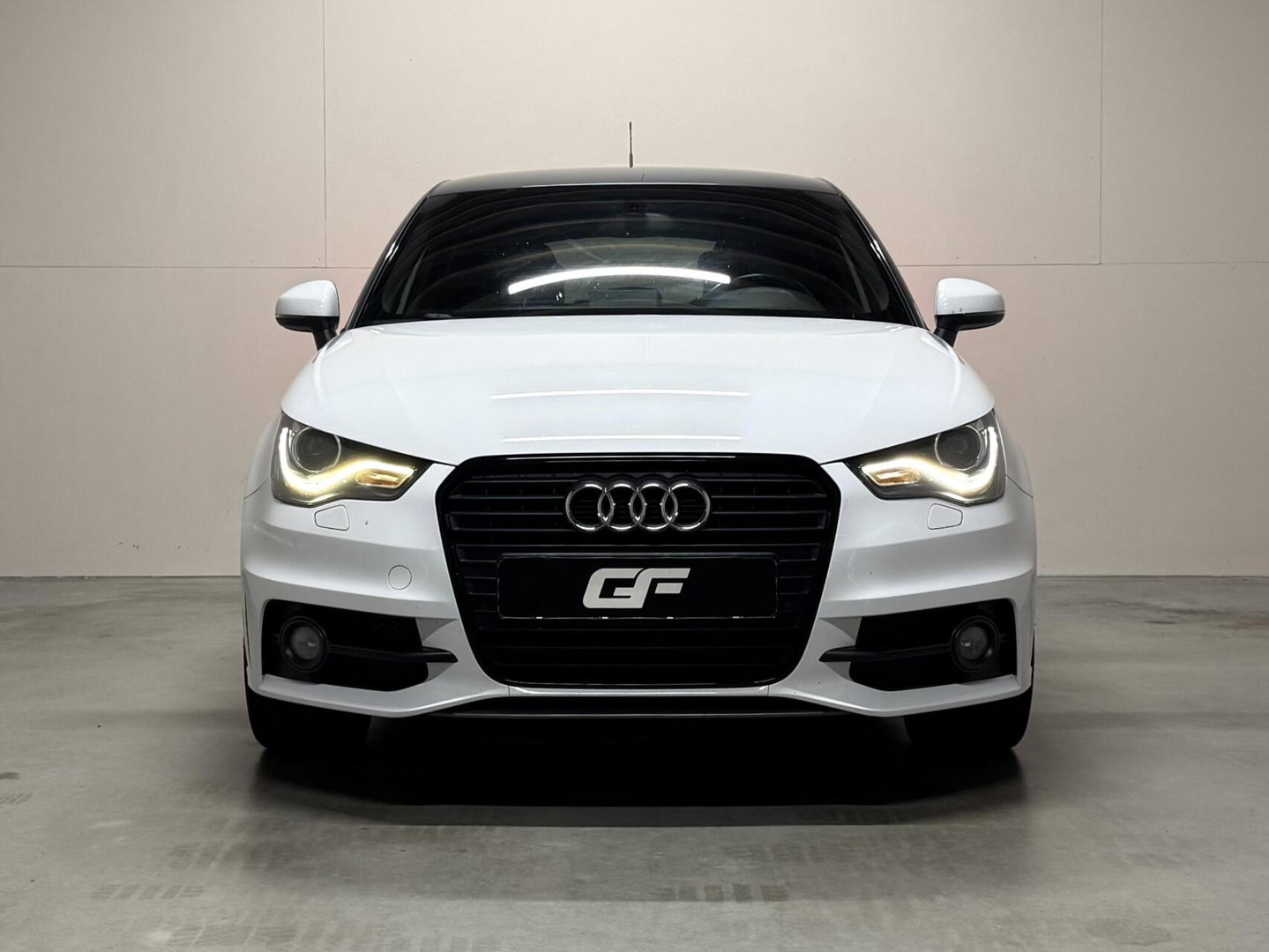 Audi A1 Sportback 1.2 TFSI S-line Airco Cruise Navi Trekh.