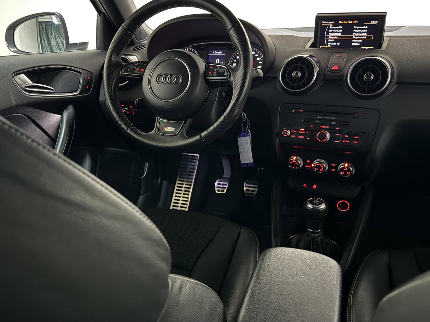 Audi A1 Sportback 1.2 TFSI S-line Airco Cruise Navi Trekh.