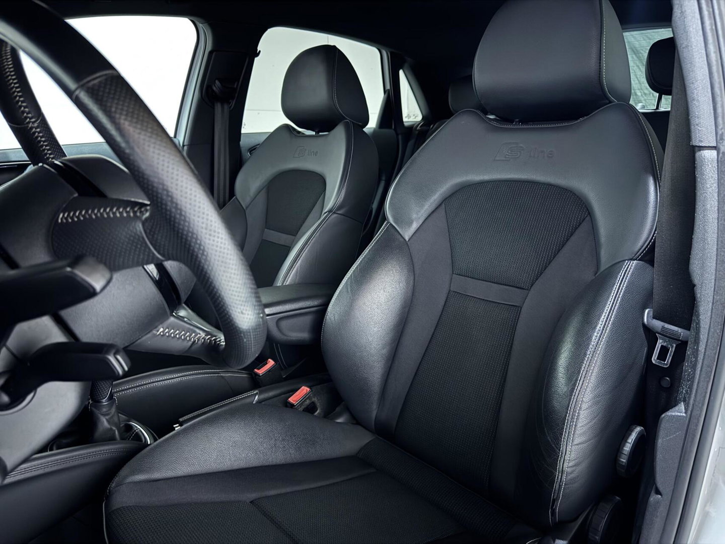 Audi A1 Sportback 1.2 TFSI S-line Airco Cruise Navi Trekh.