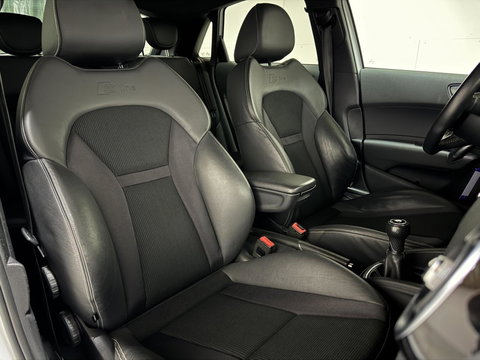 Audi A1 Sportback 1.2 TFSI S-line Airco Cruise Navi Trekh.