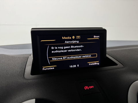 Audi A1 Sportback 1.2 TFSI S-line Airco Cruise Navi Trekh.