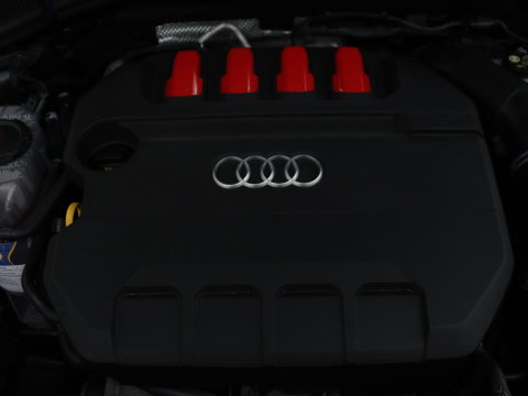 Audi A3 2.0 TFSI S3 quattro | Adaptive cruise | B&O | Bang & Olufsen | Matrix LED | Leder/Alcantara | Park Assist | Stoelverwarming | Virtual Cockpit | Carplay | Navigatie | Sportstoelen | Climate control