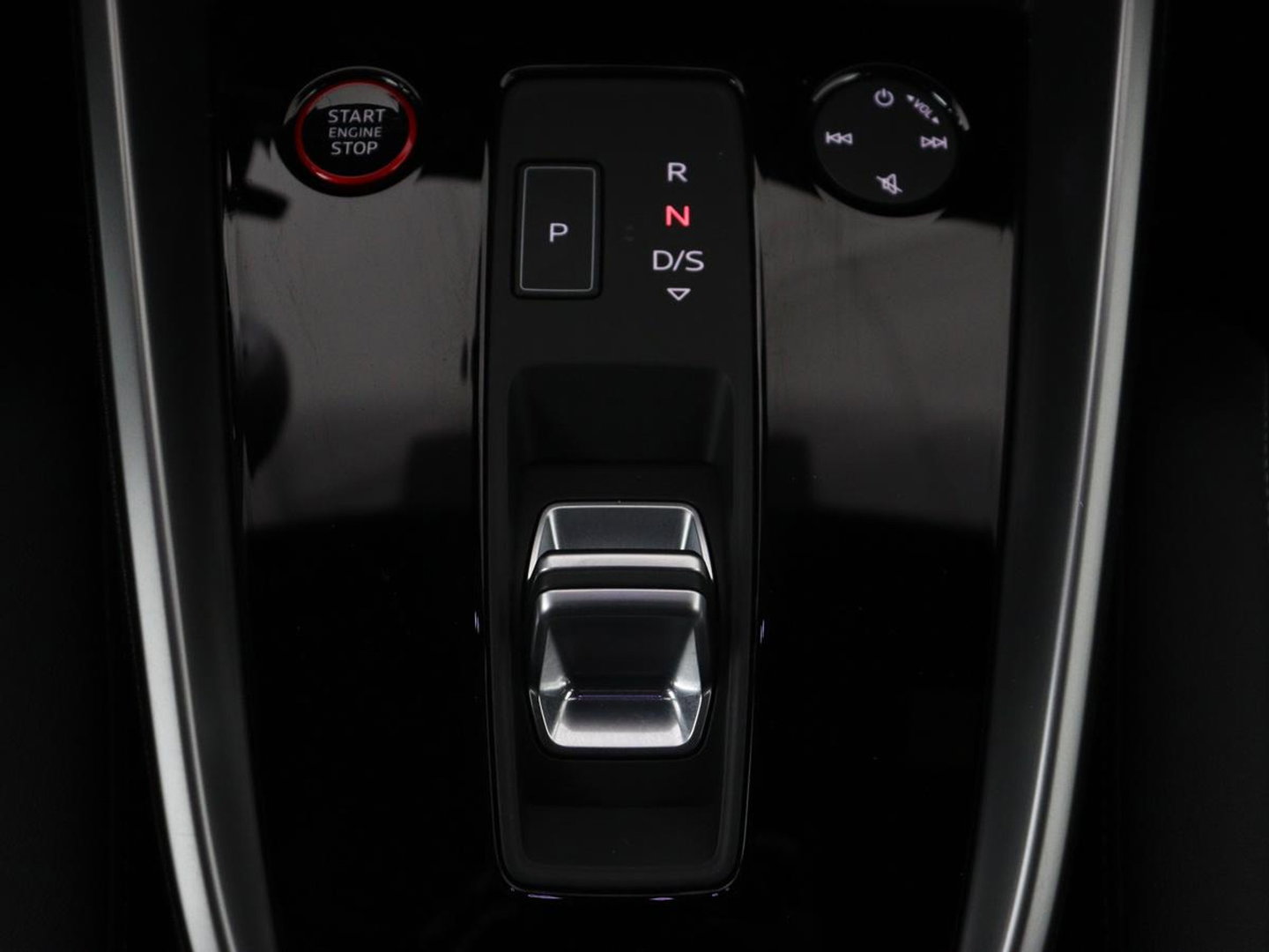 Audi S3 2.0 TFSI S3 quattro | Adaptive cruise | B&O | Bang & Olufsen | Matrix LED | Leder/Alcantara | Park Assist | Stoelverwarming | Virtual Cockpit | Carplay | Navigatie | Sportstoelen | Climate control