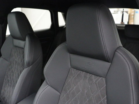 Audi S3 2.0 TFSI S3 quattro | Adaptive cruise | B&O | Bang & Olufsen | Matrix LED | Leder/Alcantara | Park Assist | Stoelverwarming | Virtual Cockpit | Carplay | Navigatie | Sportstoelen | Climate control