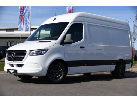 Mercedes-Benz Sprinter 319 V6 3.0 CDI L2H2 PB Edition Adaptieve Cruise, 360 Camera, Carplay, LED, 10,5'' Mbux, Automaat, 190pk, Leder, Multimedia, Uniek!