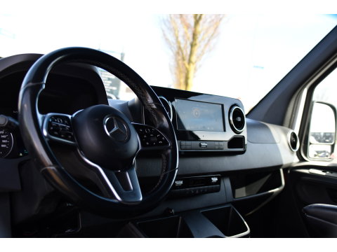 Mercedes-Benz Sprinter 319 V6 3.0 CDI L2H2 PB Edition Adaptieve Cruise, 360 Camera, Carplay, LED, 10,5'' Mbux, Automaat, 190pk, Leder, Multimedia, Uniek!