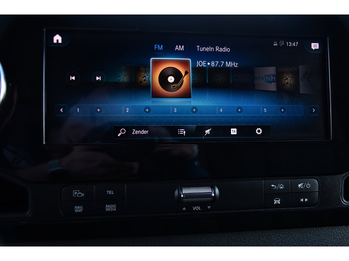 Mercedes-Benz Sprinter 319 V6 3.0 CDI L2H2 PB Edition Adaptieve Cruise, 360 Camera, Carplay, LED, 10,5'' Mbux, Automaat, 190pk, Leder, Multimedia, Uniek!