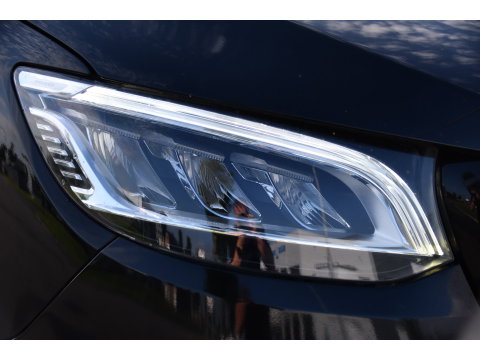 Mercedes-Benz Sprinter 319 V6 3.0 CDI L3H2 Black Edition FULL OPTIONS! Cruise, 360 Camera, Carplay, 10,5 Mbux, 190pk, 2 x Schuifdeur, Sper, LED, Leder, Stoelverwarming, Standkachel, Trekhaak, Uniek!