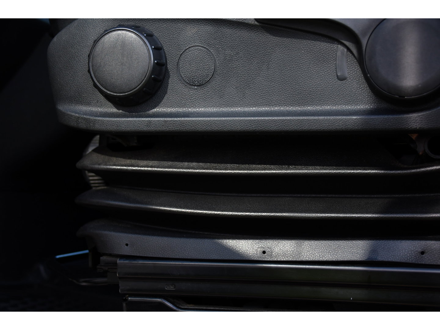 Mercedes-Benz Sprinter 319 V6 3.0 CDI L3H2 Black Edition FULL OPTIONS! Cruise, 360 Camera, Carplay, 10,5 Mbux, 190pk, 2 x Schuifdeur, Sper, LED, Leder, Stoelverwarming, Standkachel, Trekhaak, Uniek!