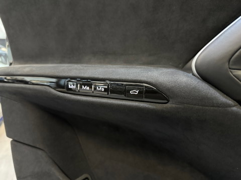 Ferrari Purosangue 6.5 V12 ADAS|Massage|Shields|PPF|Display