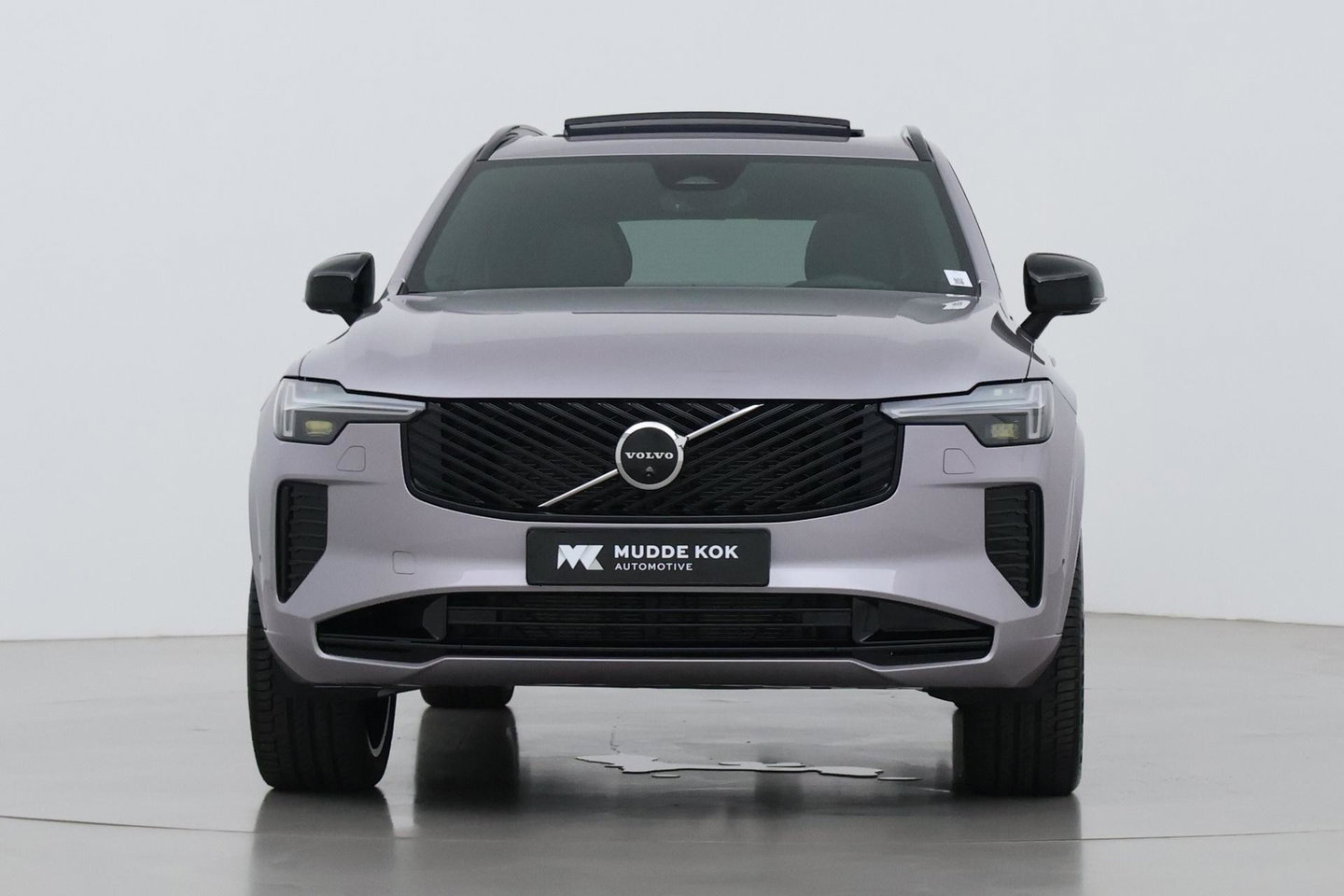 Volvo XC90 T8 Ultra Dark | MY27 | Harman/Kardon | Panoramadak | Head-Up | Trekhaak | 360° Camera | Pilot Assist