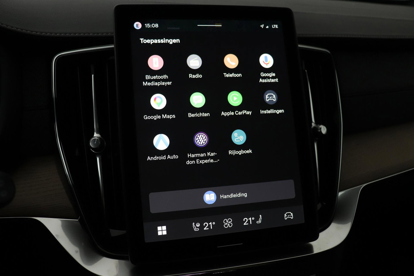 Volvo XC90 T8 Ultra Dark | MY27 | Harman/Kardon | Panoramadak | Head-Up | Trekhaak | 360° Camera | Pilot Assist