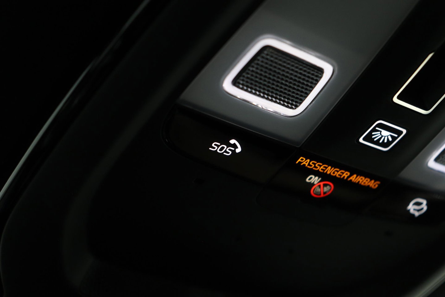 Volvo XC90 T8 Ultra Dark | MY27 | Harman/Kardon | Panoramadak | Head-Up | Trekhaak | 360° Camera | Pilot Assist