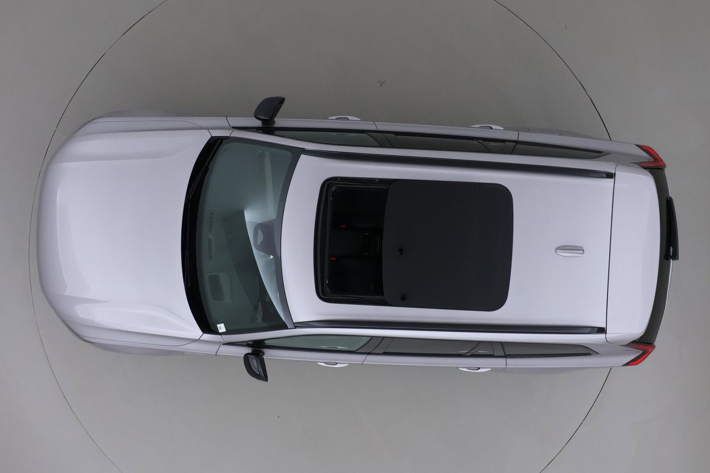 Volvo XC90 T8 Ultra Dark | MY27 | Harman/Kardon | Panoramadak | Head-Up | Trekhaak | 360° Camera | Pilot Assist