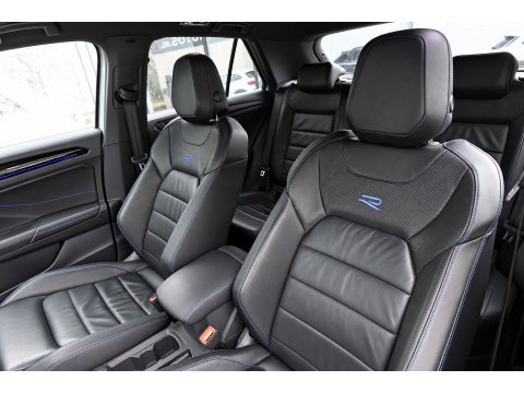 Volkswagen T-Roc 2.0 TSI 4MOTION R AKRA PANO KEYLESS