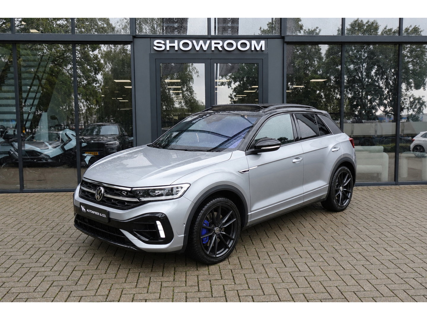 Volkswagen T-Roc 2.0 TSI 4MOTION R AKRA PANO KEYLESS
