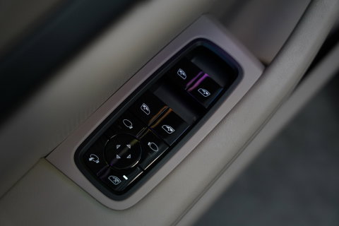 Porsche Taycan Performance 84 kWh ACC Panoramadak Leder Memory Seats