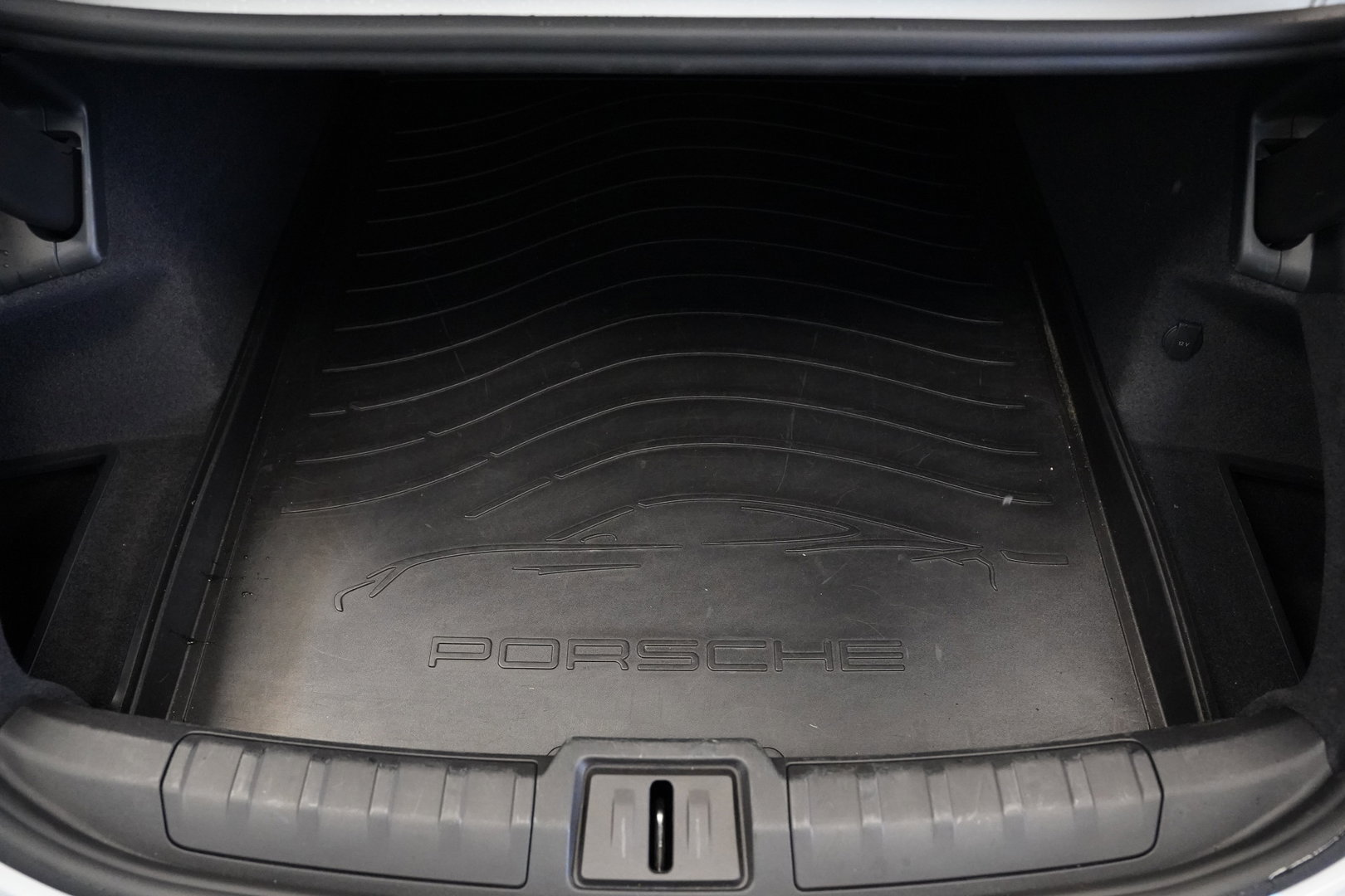 Porsche Taycan Performance 84 kWh ACC Panoramadak Leder Memory Seats