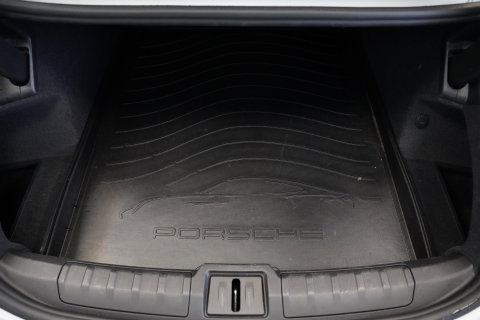 Porsche Taycan Performance 84 kWh ACC Panoramadak Leder Memory Seats