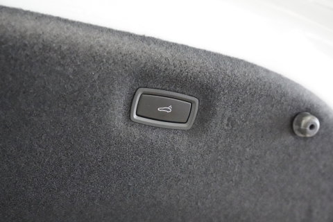 Porsche Taycan Performance 84 kWh ACC Panoramadak Leder Memory Seats