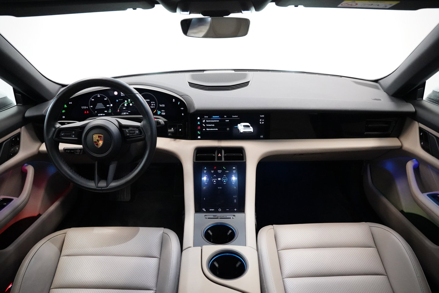 Porsche Taycan Performance 84 kWh ACC Panoramadak Leder Memory Seats