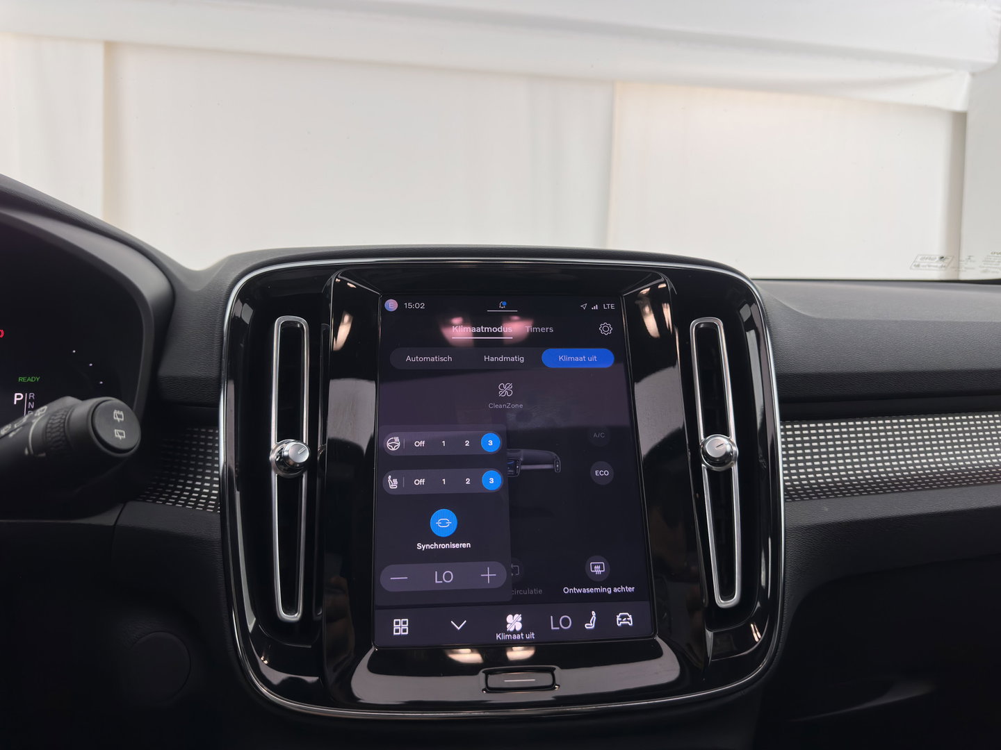 Volvo XC40 Recharge Pure Black Edition [3-Fase-11kW] {SoH-94%} (INCL-BTW) Aut. *HEATPUMP | PANO | MEMORY-PACK | HARMAN/KARDON | ADAPTIVE-CRUISE | DIGI-COCKPIT | BLIND-SPOT | NAVI-FULLMAP | TOPVIEW | ECC | PDC | KEYLESS | HEATED-SPORTSEATS | 20''ALU*