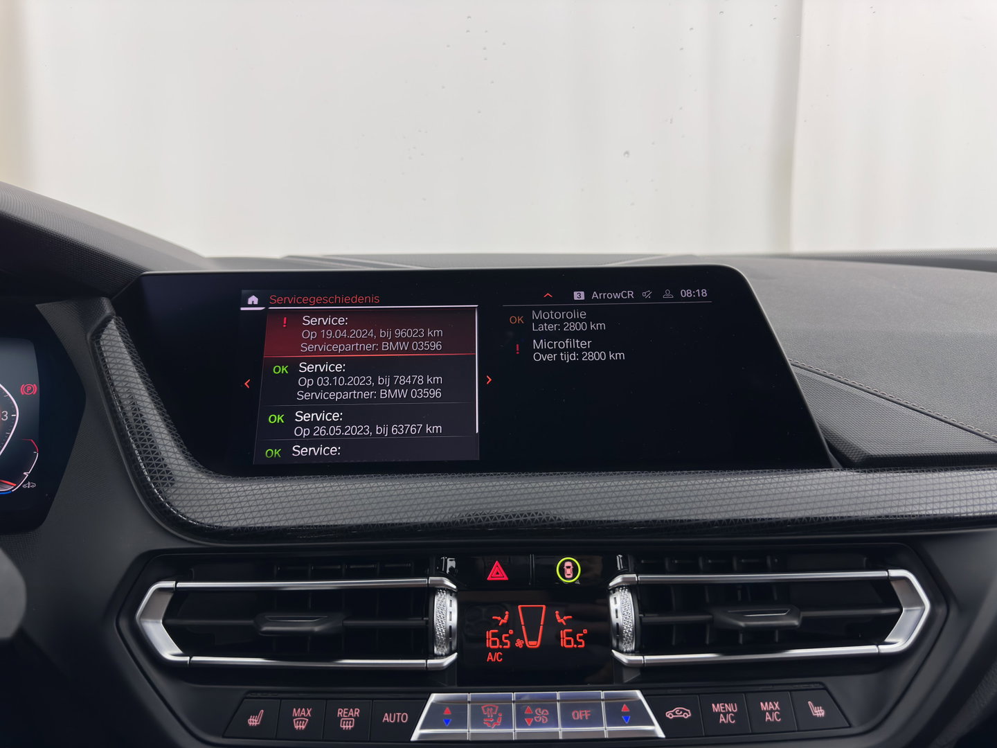 BMW 1-serie 118i High Executive Edition (INCL-BTW) Aut.*M-SPORT-CUPSEATS | PANO | FULL-LED | DIGI-COCKPIT | HIFI-SOUND | CAMERA | NAVI-FULLMAP | AMBIENTLIGHT | PRIVACY-GLASS | ECC | CARBON-INLAY | PDC | CRUISE | 18''ALU*