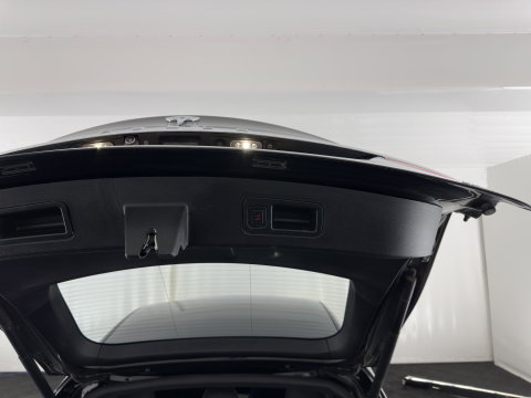 Tesla Model S 75D Base *AUT | PANO-WINDOW | LEATHER | AIR-SUSPENION | FULL-LED | NAVI-FULLMAP | KEYLESS | COMFORTSEATS | DIGI-COCKPIT |AUTO-PILOT | 19"ALU*