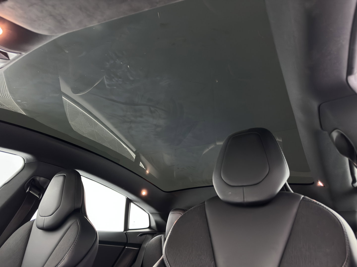 Tesla Model S 75D Base *AUT | PANO-WINDOW | LEATHER | AIR-SUSPENION | FULL-LED | NAVI-FULLMAP | KEYLESS | COMFORTSEATS | DIGI-COCKPIT |AUTO-PILOT | 19"ALU*