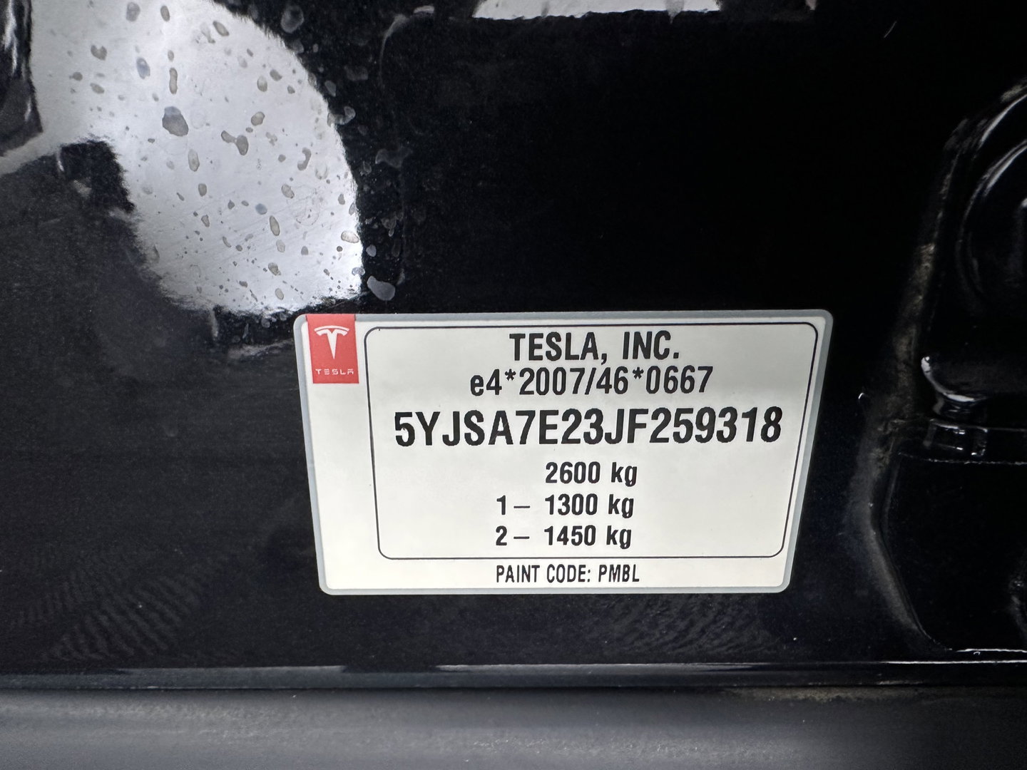 Tesla Model S 75D Base *AUT | PANO-WINDOW | LEATHER | AIR-SUSPENION | FULL-LED | NAVI-FULLMAP | KEYLESS | COMFORTSEATS | DIGI-COCKPIT |AUTO-PILOT | 19"ALU*