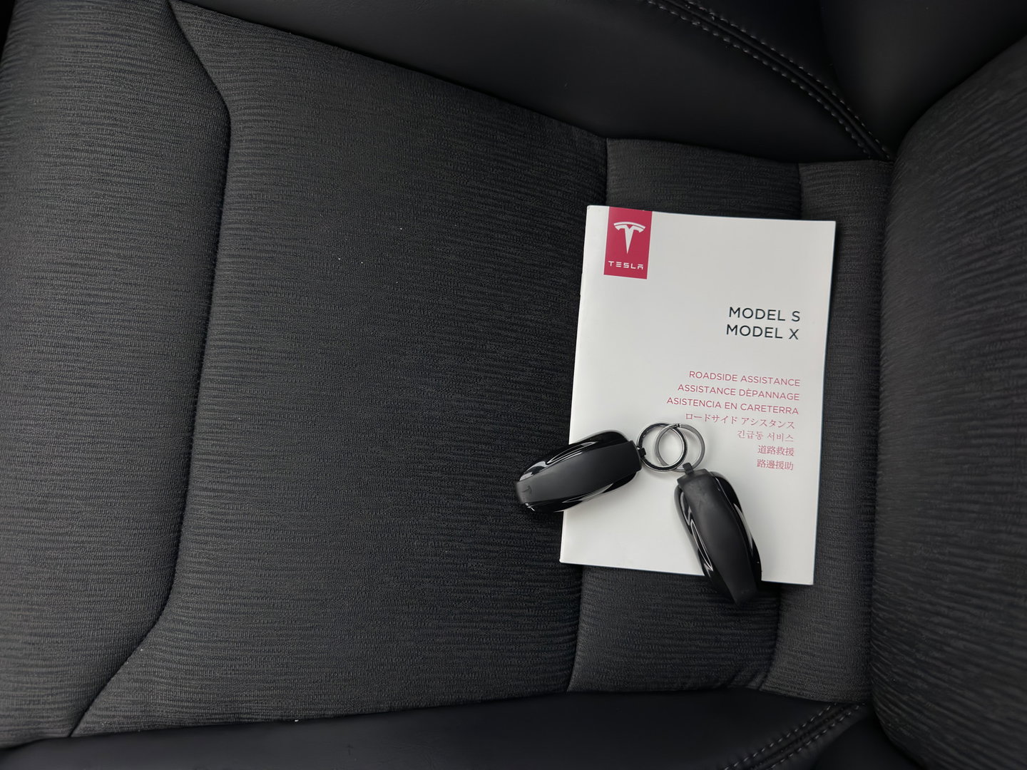 Tesla Model S 75D Base *AUT | PANO-WINDOW | LEATHER | AIR-SUSPENION | FULL-LED | NAVI-FULLMAP | KEYLESS | COMFORTSEATS | DIGI-COCKPIT |AUTO-PILOT | 19"ALU*