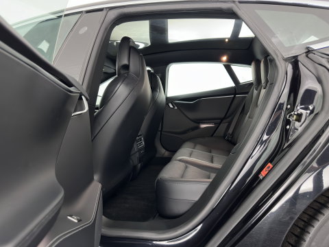 Tesla Model S 75D Base *AUT | PANO-WINDOW | LEATHER | AIR-SUSPENION | FULL-LED | NAVI-FULLMAP | KEYLESS | COMFORTSEATS | DIGI-COCKPIT |AUTO-PILOT | 19"ALU*