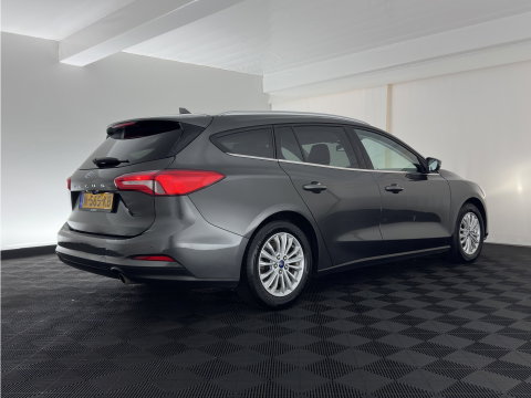 Ford FOCUS Wagon 1.0 EcoBoost Titanium X Business (INCL-BTW)  *AUT | DIGI-COCKPIT | KEYLESS | CAMERA | NAVI-FULLMAP | HEATED-SPORTSEATS | DAB+ |  ECC | PDC | TOWBAR | 16''ALU*