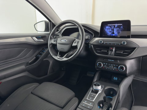 Ford FOCUS Wagon 1.0 EcoBoost Titanium X Business (INCL-BTW)  *AUT | DIGI-COCKPIT | KEYLESS | CAMERA | NAVI-FULLMAP | HEATED-SPORTSEATS | DAB+ |  ECC | PDC | TOWBAR | 16''ALU*