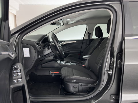 Ford FOCUS Wagon 1.0 EcoBoost Titanium X Business (INCL-BTW)  *AUT | DIGI-COCKPIT | KEYLESS | CAMERA | NAVI-FULLMAP | HEATED-SPORTSEATS | DAB+ |  ECC | PDC | TOWBAR | 16''ALU*