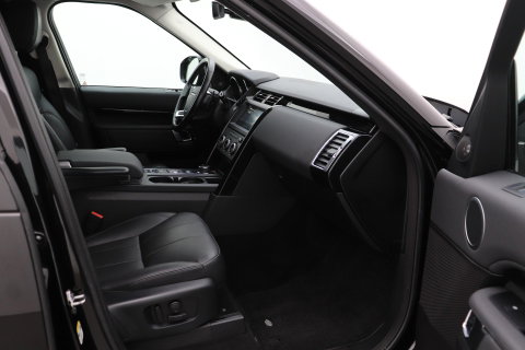 Land Rover Discovery 3.0 Sd6 SE | GRIJS KENTEKEN | Luchtvering | Trekhaak | Stoel+Stuurverwarming | BLIS | Camera | ACC