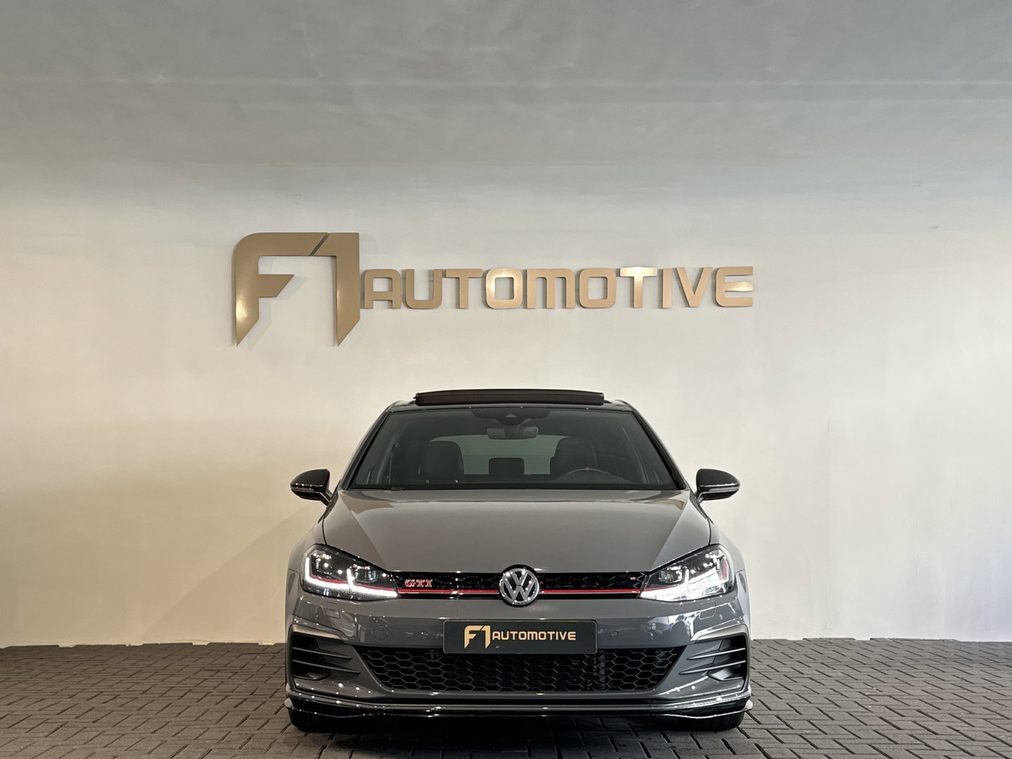 Volkswagen Golf 2.0 TSI GTI TCR Pano|Akra|Dynaudio|Leer|Memory