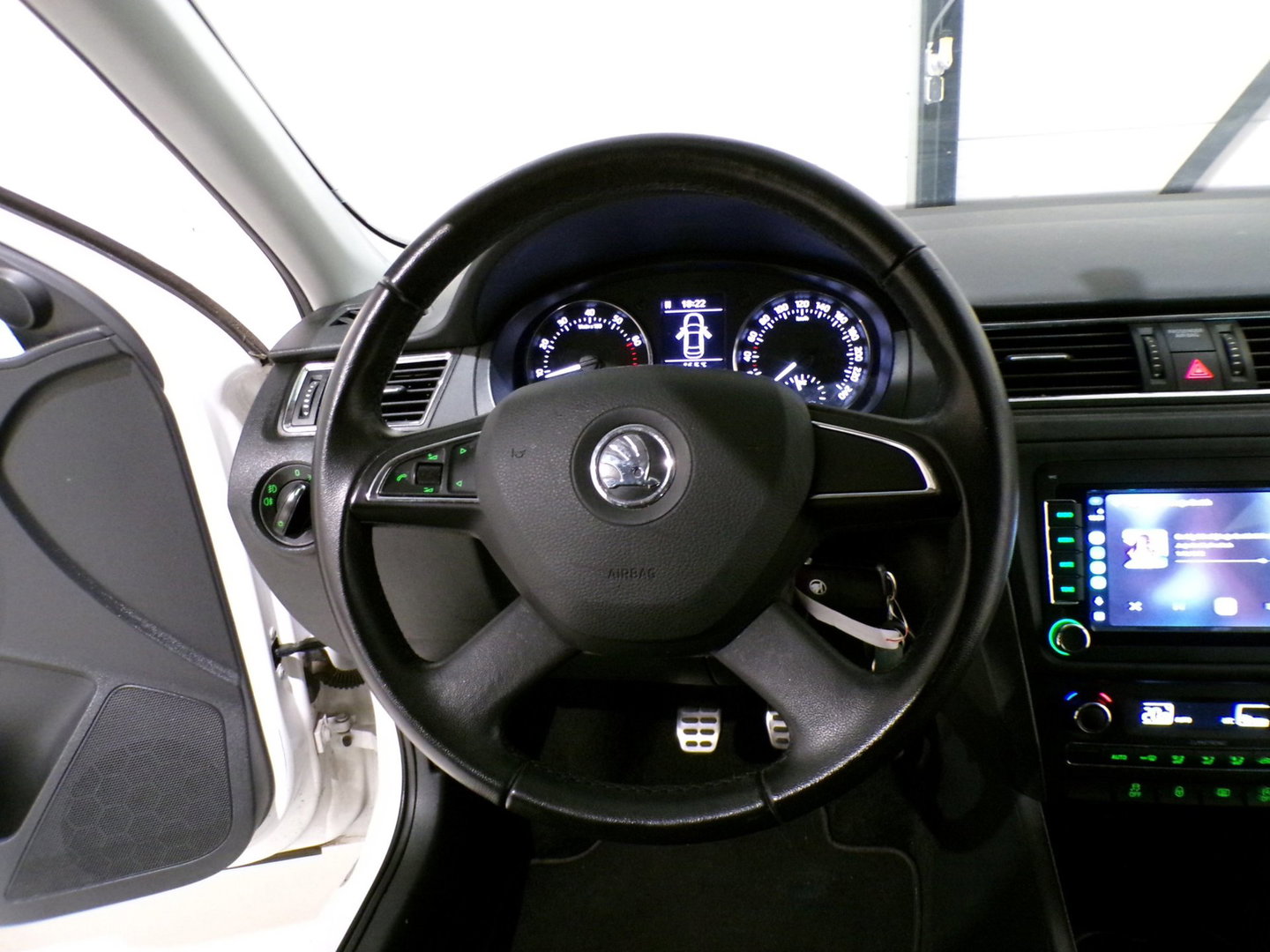 Škoda Rapid 1.2 TSI Elegance Businessline "Origineel NL!" Trekhaak Apple-carplay Android-auto Parkeersensoren RS-Stoelen Garantie