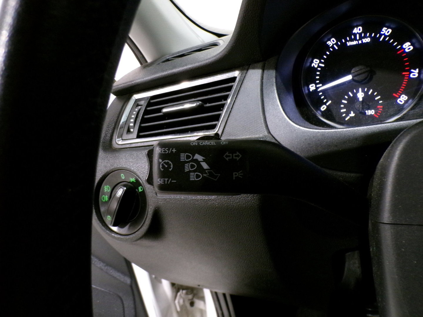 Škoda Rapid 1.2 TSI Elegance Businessline "Origineel NL!" Trekhaak Apple-carplay Android-auto Parkeersensoren RS-Stoelen Garantie