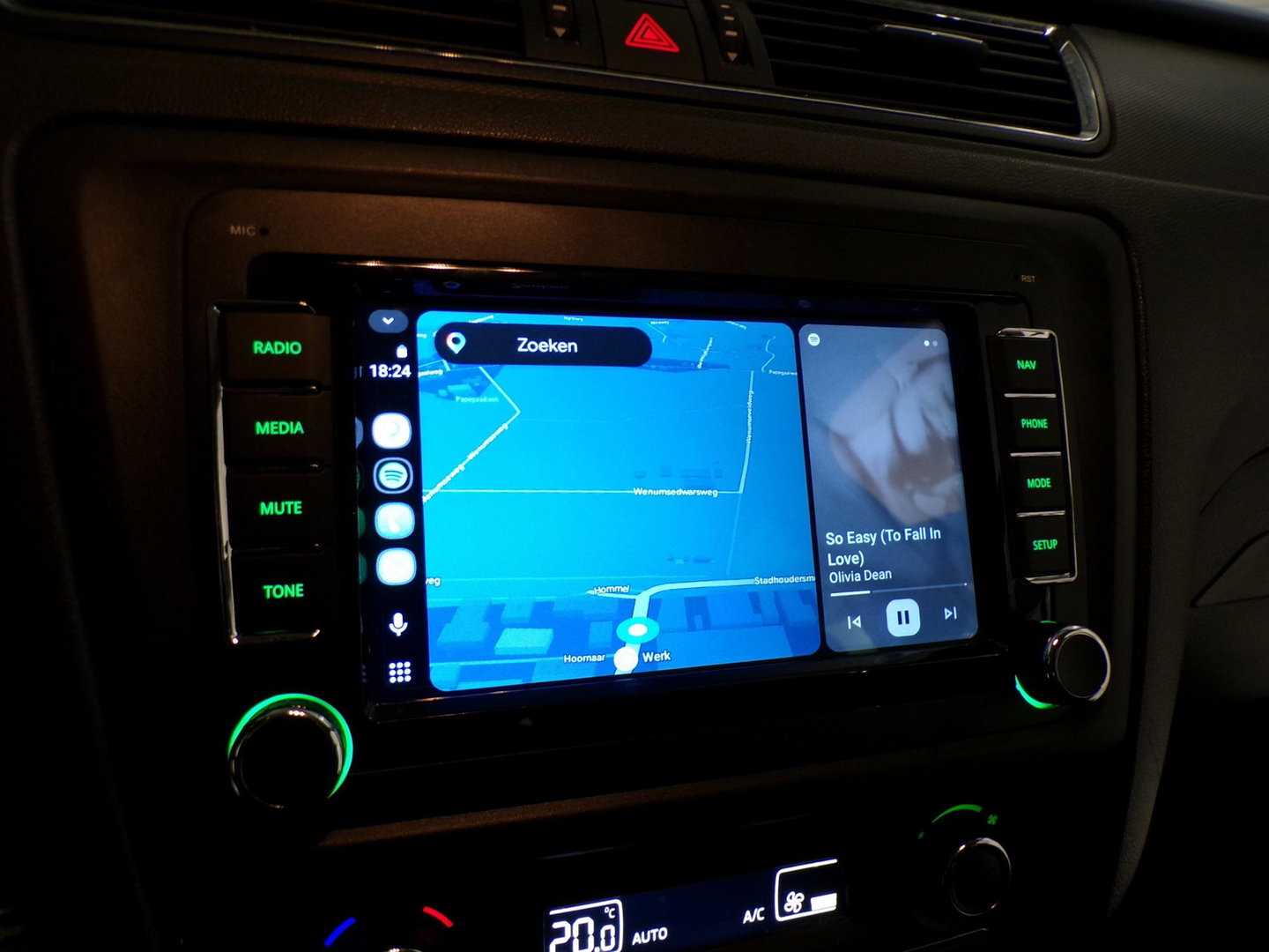 Škoda Rapid 1.2 TSI Elegance Businessline "Origineel NL!" Trekhaak Apple-carplay Android-auto Parkeersensoren RS-Stoelen Garantie